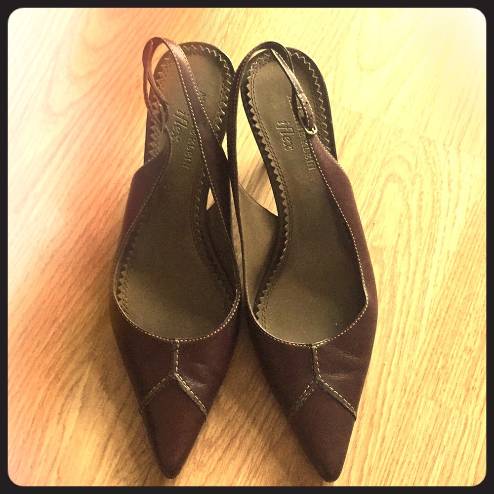 AK Anne Klein iflex low heels
